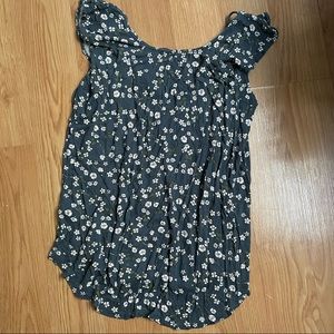 Loft floral top flutter sleeves